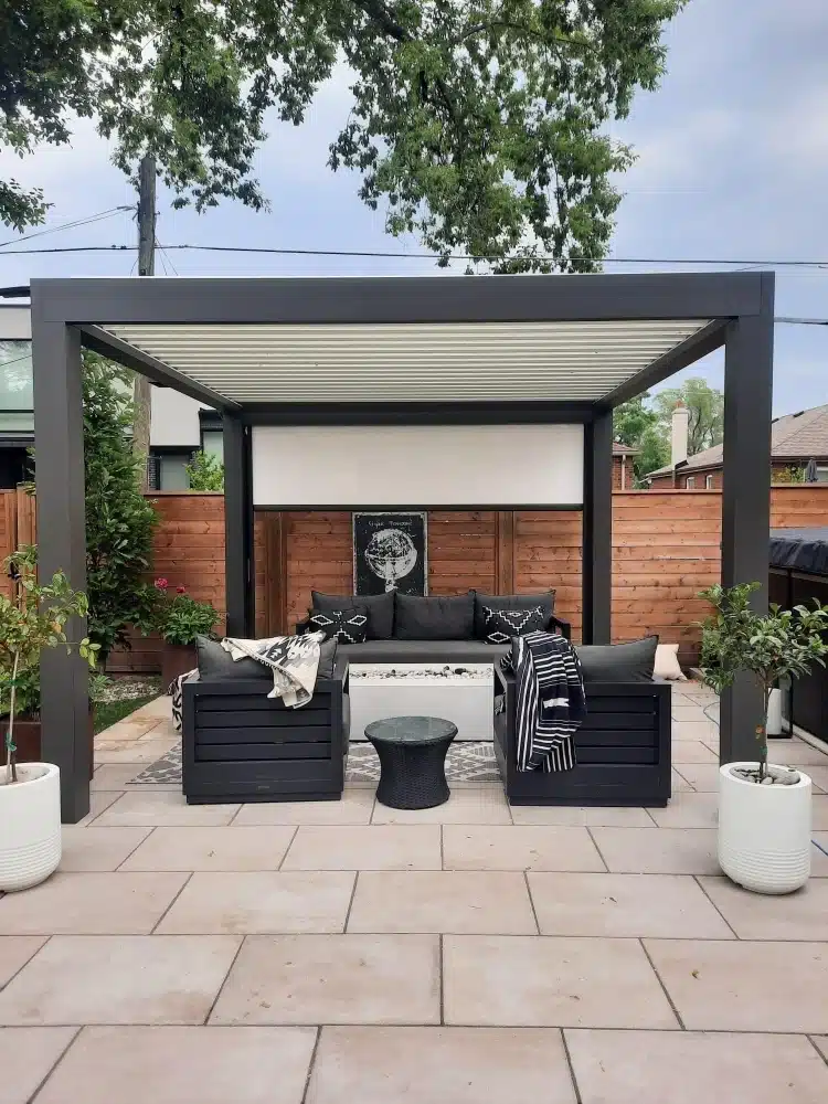An aluminum Louvered Pergola made by enVision Pergola