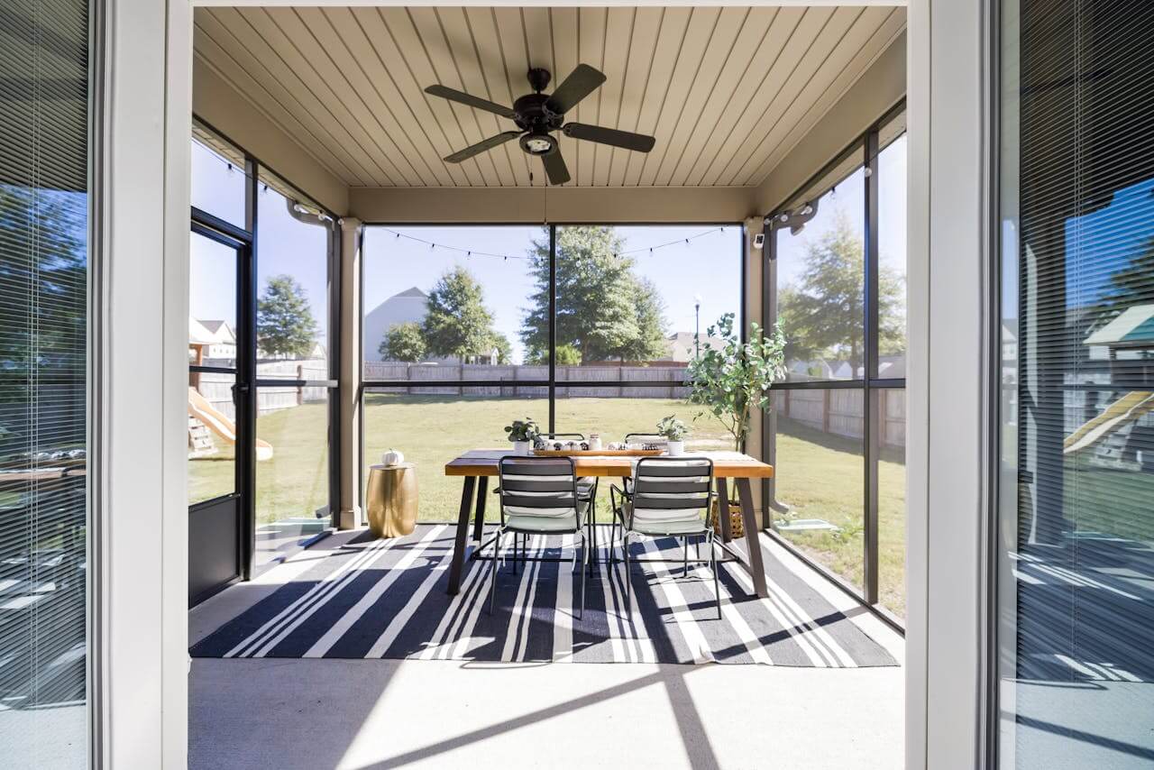 pergola with pull down screen
